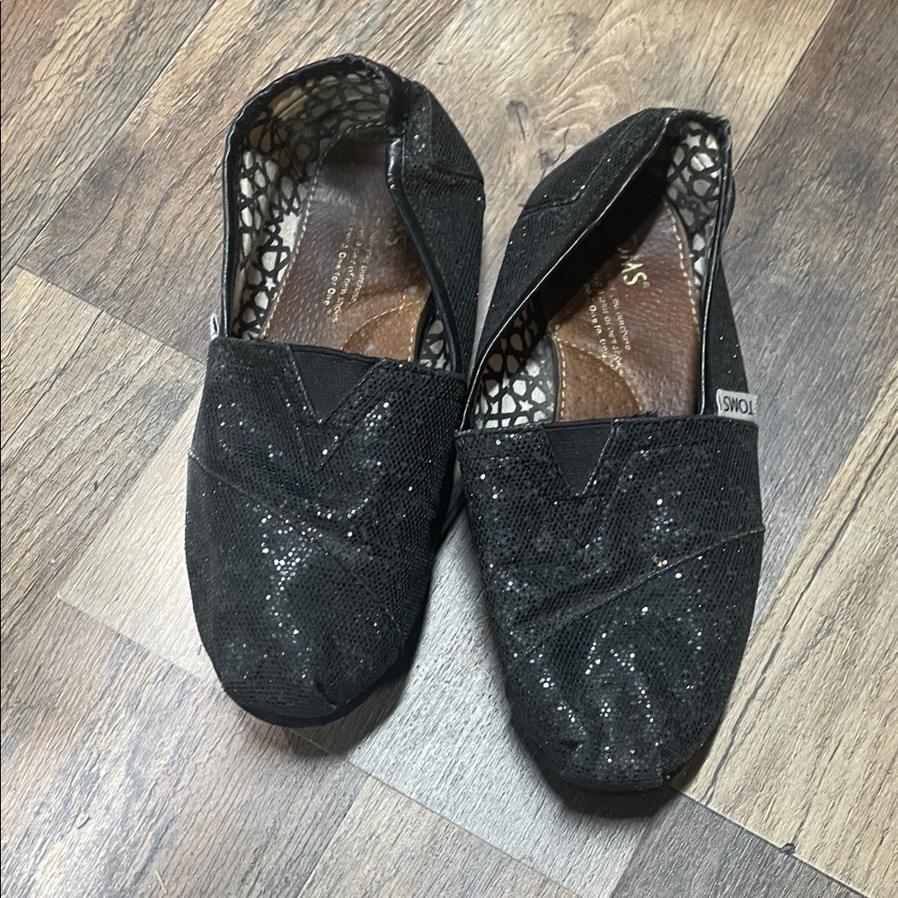 TOMS Women's Black Glitter Flats